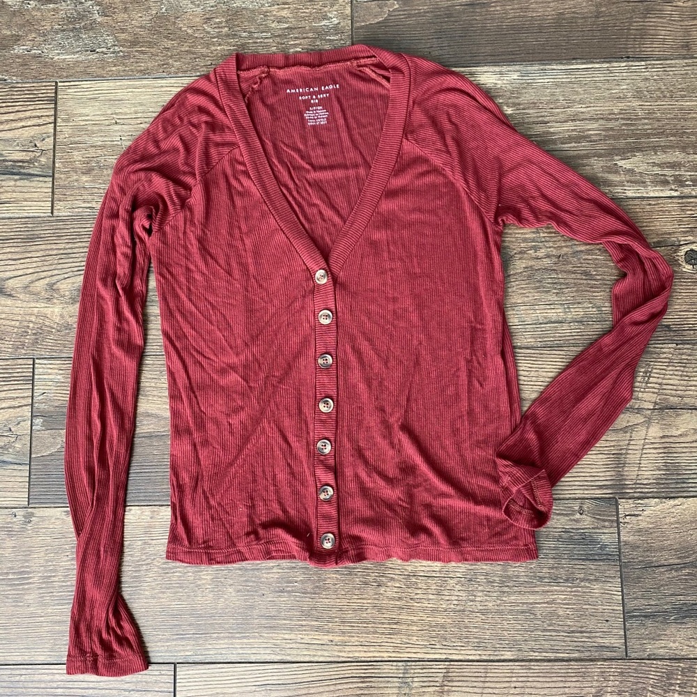 AMERICAN EAGLE long sleeve